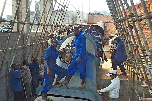 Bau Kraftwerk in Tansania